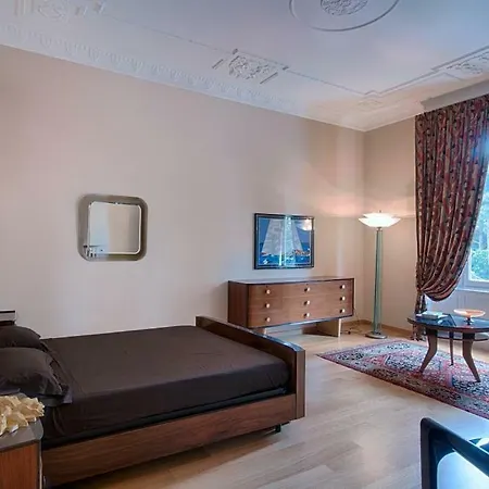 Luxury In Apartament Genua