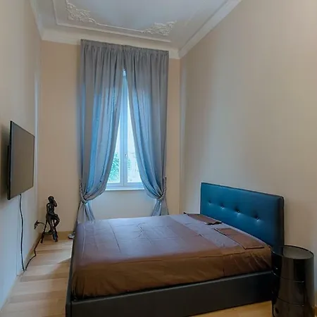 Luxury In Appartement Gênes